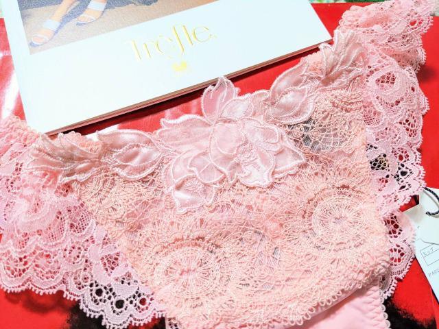 Trefle/トレフル/54G/モロッコ/ソングTバックショーツ/M/SG/シャパンピンク/稀少 < 女性ファッション  Trefle/トレフル/54G/モロッコ/ソングTバックショーツ/M/SG/シャパンピンク/稀少 < 女性ファッションの