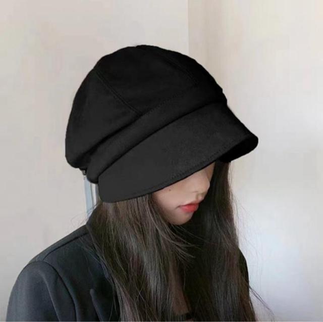 新品 小顔効果 キャスケット つば広 UVカット 日焼け防止 日よけ 黒 ブラック < 女性ファッション  新品 小顔効果 キャスケット つば広 UVカット 日焼け防止 日よけ 黒 ブラック  < 女性ファッションの