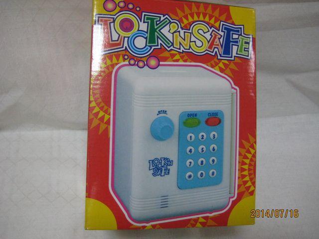 LOCK'N SAFE 貯金箱 < おもちゃ  LOCK'N SAFE 貯金箱 < おもちゃの