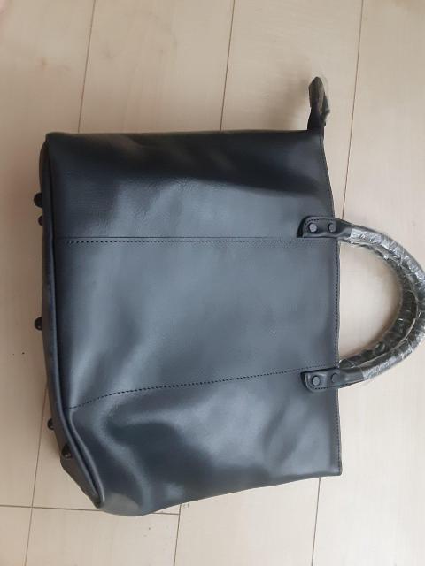 革製バック(グレー) < 男性ファッション 革製バック(グレー) < 男性ファッションの