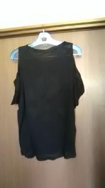 23*新品*スカル*肩出しTシャツ < 女性ファッション  23*新品*スカル*肩出しTシャツ < 女性ファッションの