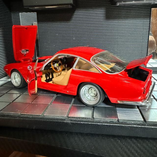 HOTWHEELS 1/18フェラーリ 250GT (カスタム仕様) < ホビー  HOTWHEELS 1/18フェラーリ 250GT (カスタム仕様) < ホビーの