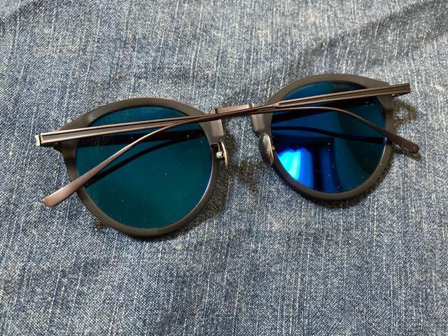 GLITCH サングラス スタッズデザイン チタン 日本製 メンズ レディース < 男性ファッション  GLITCH サングラス スタッズデザイン チタン 日本製 メンズ レディース < 男性ファッションの