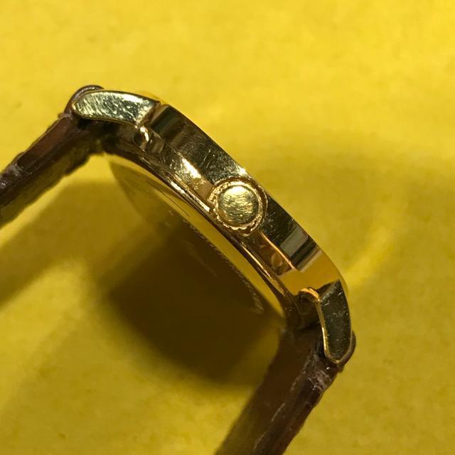 ヴィヴィアンウエストウッド オーバルドレスウォッチ ゴールド&レザー < ブランド ヴィヴィアンウエストウッド オーバルドレスウォッチ ゴールド&レザー < ブランドの