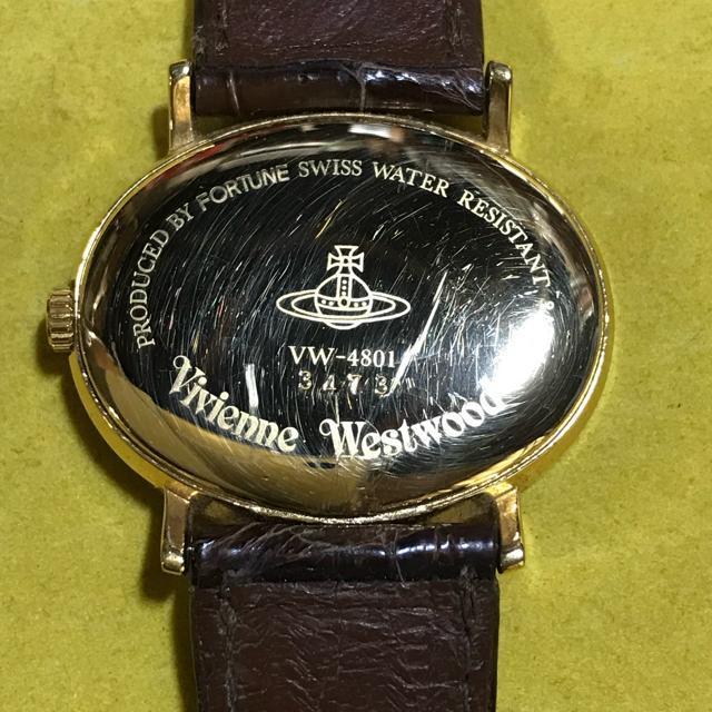 ヴィヴィアンウエストウッド オーバルドレスウォッチ ゴールド&レザー < ブランド ヴィヴィアンウエストウッド オーバルドレスウォッチ ゴールド&レザー < ブランドの