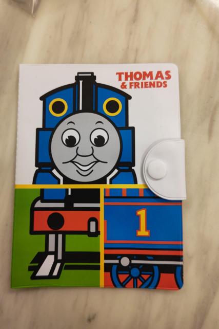 機関車トーマス お薬手帳カバー < キッズ/ベビー 機関車トーマス お薬手帳カバー < キッズ/ベビーの
