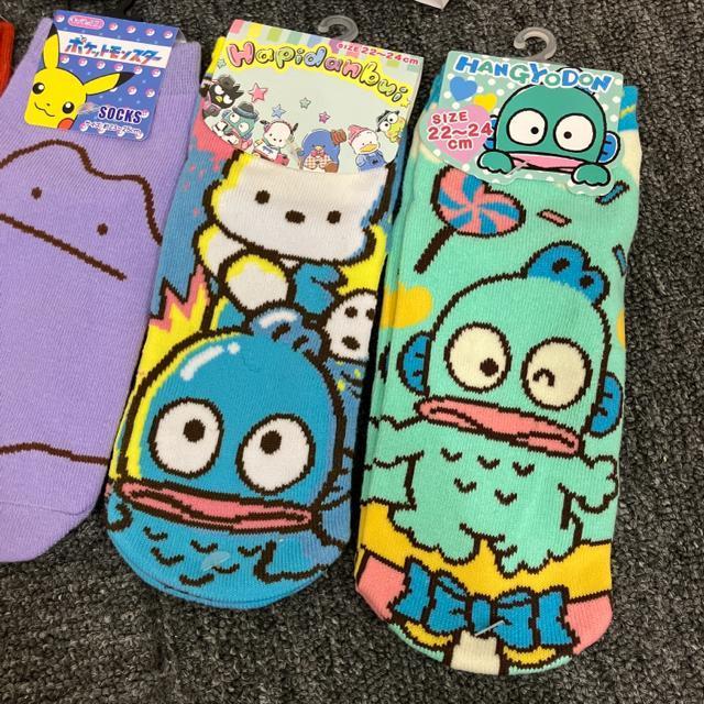即決 新品 ポケモン サンリオ UNIQLO ソックス 靴下 7足セット < キッズ/ベビー  即決 新品 ポケモン サンリオ UNIQLO ソックス 靴下 7足セット < キッズ/ベビーの