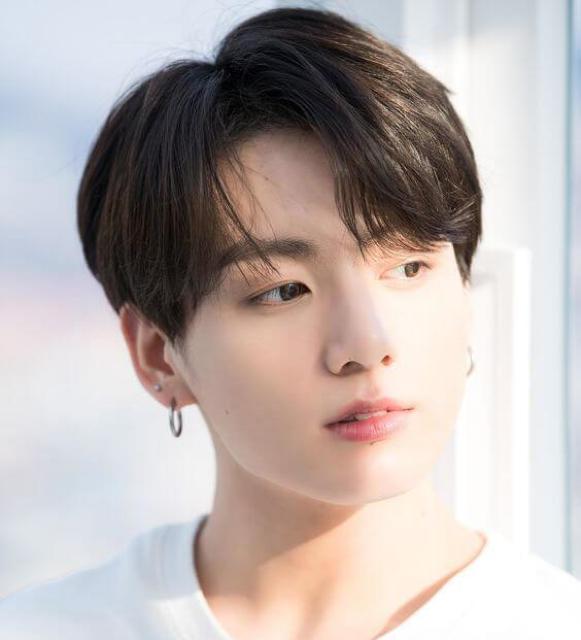 【送料無料】BTSジョングク厳選写真フォト10枚セット D < タレントグッズ  【送料無料】BTSジョングク厳選写真フォト10枚セット D < タレントグッズの