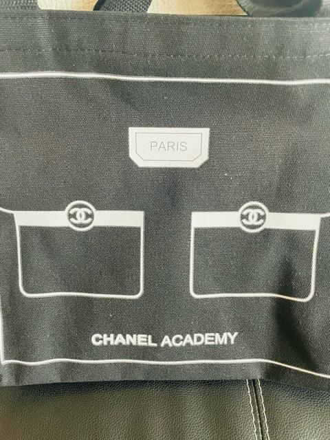 Vi Vl ACADEMY  g[gobN@ubN
