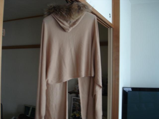 ★組曲 ファー付きストール★使用2・3度!クローゼット整理価格!値下げ! < ブランド ★組曲 ファー付きストール★使用2・3度!クローゼット整理価格!値下げ! < ブランドの