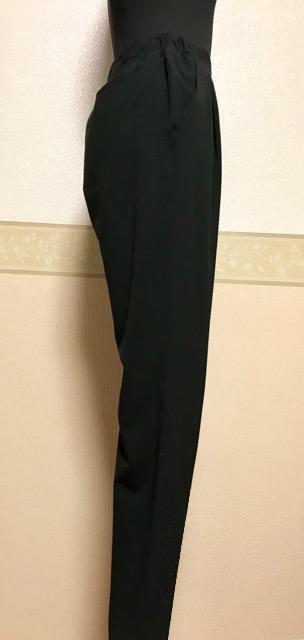 UNIQLO ウエストゴムパンツ 黒 < ブランド UNIQLO ウエストゴムパンツ 黒 < ブランドの