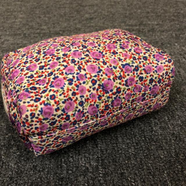 即決 PAUL&JOE ポールアンドジョー 化粧ポーチ < ブランド 即決 PAUL&JOE ポールアンドジョー 化粧ポーチ < ブランドの