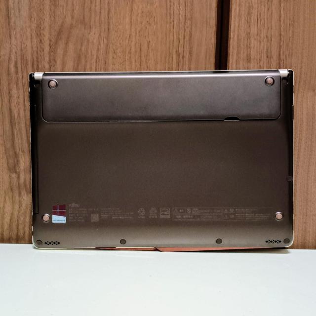 FUJITSU LIFEBOOK Corei5 ������8GB �V�iSSD512GB Web�J���� DVD Windows11 �� PC�{��/���Ӌ@��� 