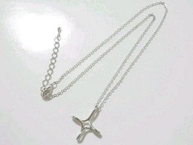 【プラチナ】インフィニティクロスネックレス 箱付 < 女性アクセサリー/時計 【プラチナ】インフィニティクロスネックレス 箱付 < 女性アクセサリー/時計の