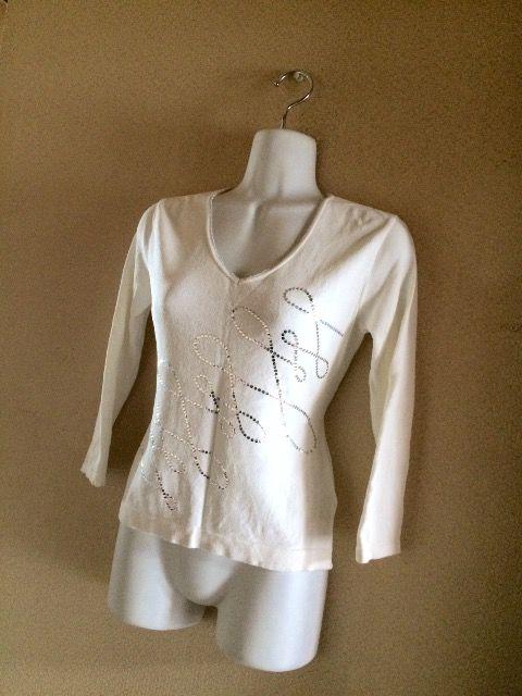 即決】strawberry fields◆上質ストレッチ&ビジューカットソー < 女性ファッション  即決】strawberry fields◆上質ストレッチ&ビジューカットソー  < 女性ファッションの