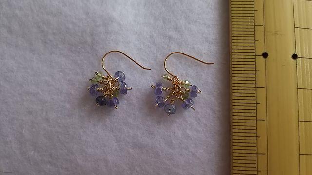 ☆handmade天然石ピアス☆宝石質タンザナイト&ペリドット☆14KGF☆ < 女性アクセサリー/時計  ☆handmade天然石ピアス☆宝石質タンザナイト&ペリドット☆14KGF☆ < 女性アクセサリー/時計の