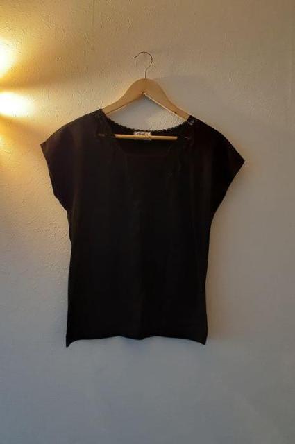 LIBERALubN  u[X Rbg TVc Jbg\[  t@bV 