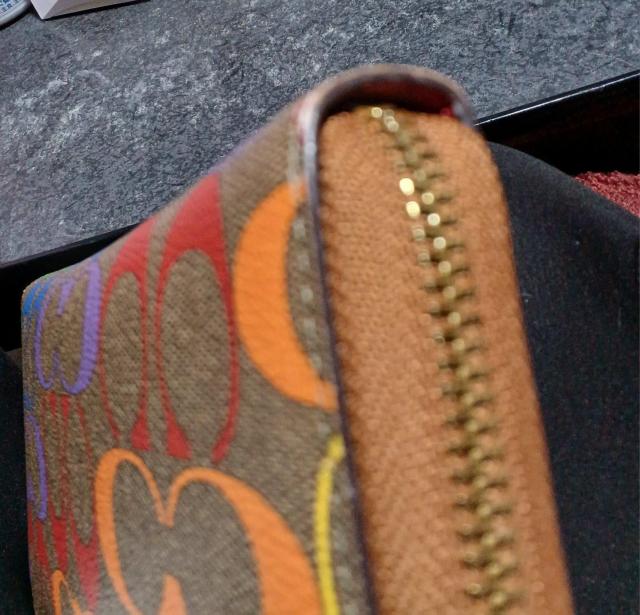 ���K�iCOACH �R�[�` �����z �V�O�l�`���[ ���E���h�t�@�X�i�[ ���C���{�[ C4537 �� �u�����h�� 