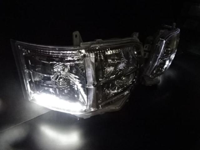 ポジション LED ヘッドライト ハイエース 200 3型 V型 < 自動車/バイク ポジション LED ヘッドライト ハイエース 200 3型 V型 < 自動車/バイク