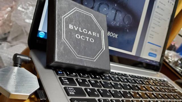 正規美 レア ブルガリ ブランドロゴエンブレム オクト USBメモリー 4G ジオメトリー デバイス 箱有 オクタゴン < ブランド 正規美 レア ブルガリ ブランドロゴエンブレム オクト USBメモリー 4G ジオメトリー デバイス 箱有 オクタゴン < ブランドの