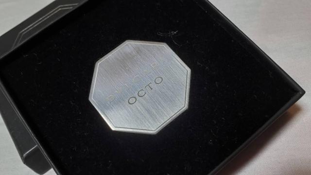 正規美 レア ブルガリ ブランドロゴエンブレム オクト USBメモリー 4G ジオメトリー デバイス 箱有 オクタゴン < ブランド 正規美 レア ブルガリ ブランドロゴエンブレム オクト USBメモリー 4G ジオメトリー デバイス 箱有 オクタゴン < ブランドの