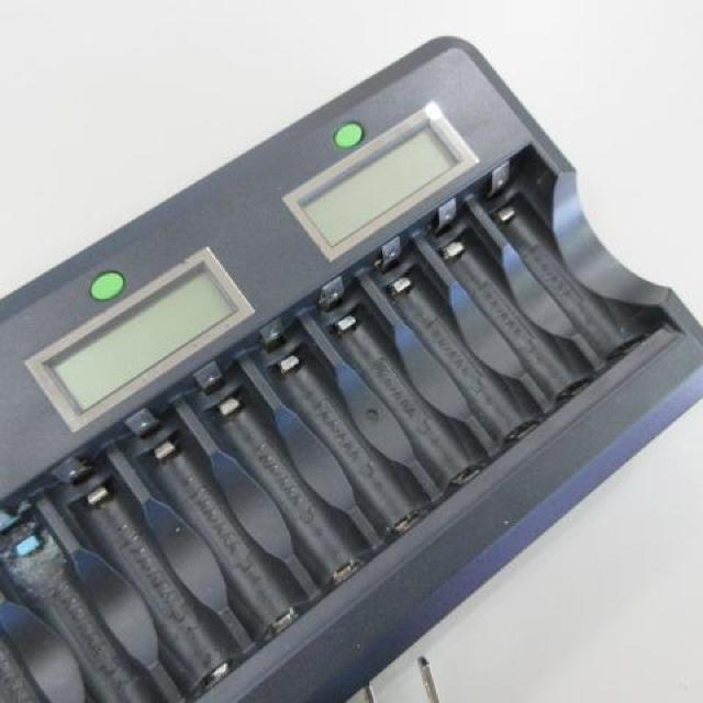 LCD RAPID BATTERY CHARGER DN-YAB-MD16L  16本充電器 < 家電/AV  LCD RAPID BATTERY CHARGER DN-YAB-MD16L  16本充電器 < 家電/AVの