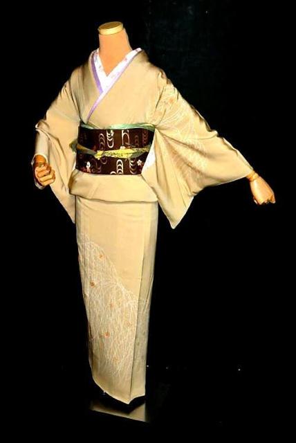 【最高級】新品同様 金彩 金駒シシュウ シシュウ しだれ柳に花 1つ紋 付下げ 身丈158cm 裄丈62.5cm T3408 < 女性ファッション  【最高級】新品同様 金彩 金駒シシュウ シシュウ しだれ柳に花 1つ紋 付下げ 身丈158cm 裄丈62.5cm T3408  < 女性ファッションの