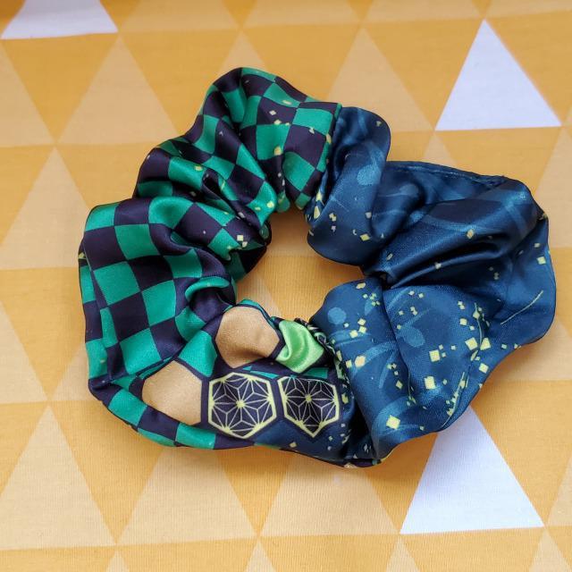 新品*鬼滅の刃*シュシュ*竈門炭治郎*市松模様&和柄*羽織柄 < アニメ/コミック/キャラクター  新品*鬼滅の刃*シュシュ*竈門炭治郎*市松模様&和柄*羽織柄  < アニメ/コミック/キャラクターの