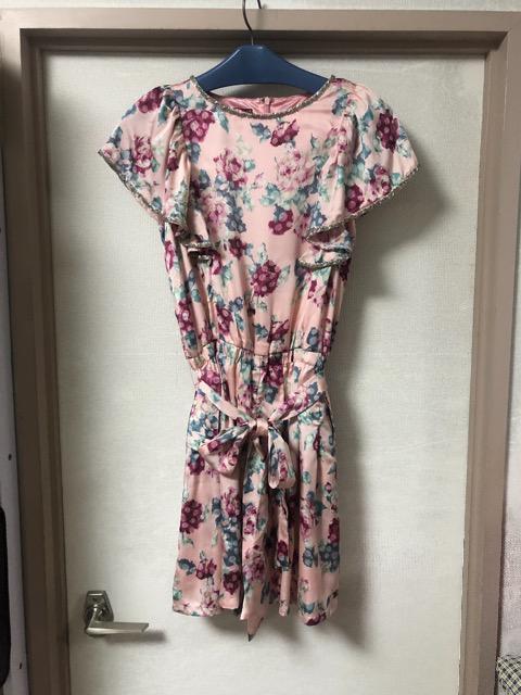 ハニーバンチ Honey Bunch サテン生地の花柄オールインワン ビーズ付き < ブランド  ハニーバンチ Honey Bunch サテン生地の花柄オールインワン ビーズ付き  < ブランドの