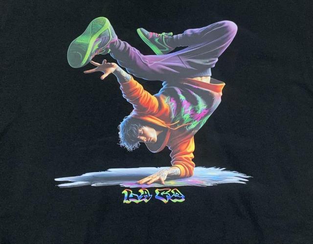 新品 LAG2 STREET WEAR ブレイクダンサーグラフィック T 黒 2XL < 男性ファッション 新品 LAG2 STREET WEAR ブレイクダンサーグラフィック T 黒 2XL < 男性ファッションの