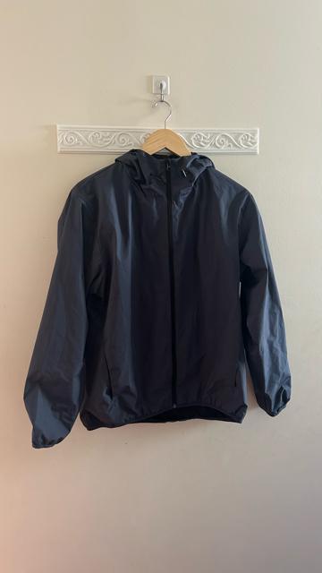 GU ジーユー ウィンドプルーフシェルパーカ 長袖パーカー ジップアップ ウィンドブレード ユニセックス ブルー M ユニクロ < ブランド GU ジーユー ウィンドプルーフシェルパーカ 長袖パーカー ジップアップ ウィンドブレード ユニセックス ブルー M ユニクロ < ブランドの