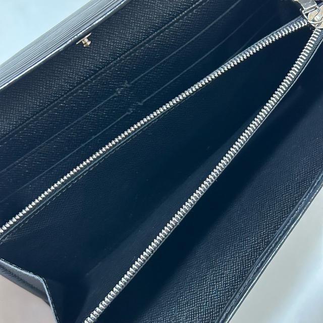 �ɔ��i LOUIS VUITTON ���B�g�� �|���g�t�H�C�� �T�� �G�s �����z �� �u�����h�� 