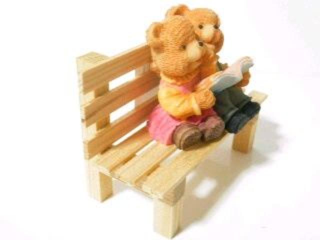 ・ベンチで仲良し《New》カントリー★ラブラブ*ペアくまさん<絵本を読もう> < インテリア/ライフ  ・ベンチで仲良し《New》カントリー★ラブラブ*ペアくまさん<絵本を読もう> < インテリア/ライフの