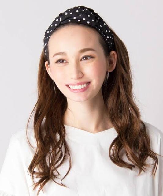 定価2,750円【新品未使用】ドットカチューシャ・ヘアターバン●ベージュ●アンレクレ < 女性アクセサリー/時計 定価2,750円【新品未使用】ドットカチューシャ・ヘアターバン●ベージュ●アンレクレ < 女性アクセサリー/時計の