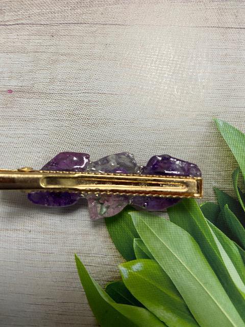 ハンドメイド レジンで作った鉱石のヘアクリップ パープル系 ドライフラワー(かすみ草) < 女性ファッション  ハンドメイド レジンで作った鉱石のヘアクリップ パープル系 ドライフラワー(かすみ草) < 女性ファッションの