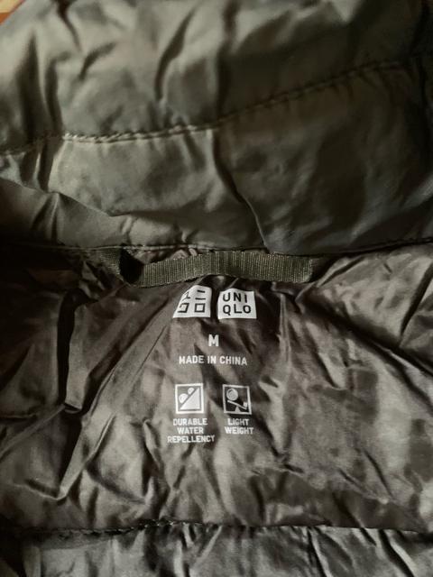 UNIQLO ユニクロのライトダウンジャケット  サイズM送料無料 < ブランド  UNIQLO ユニクロのライトダウンジャケット  サイズM送料無料 < ブランドの