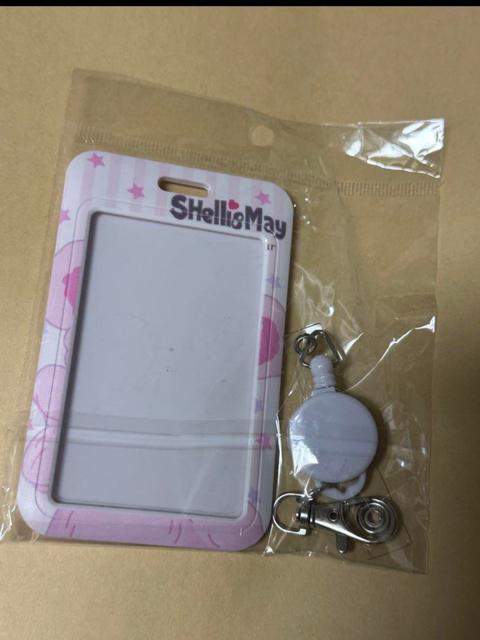 新品 海外限定 スイカ入れ 定期入れ カード入れ 1点 < 女性ファッション  新品 海外限定 スイカ入れ 定期入れ カード入れ 1点 < 女性ファッションの