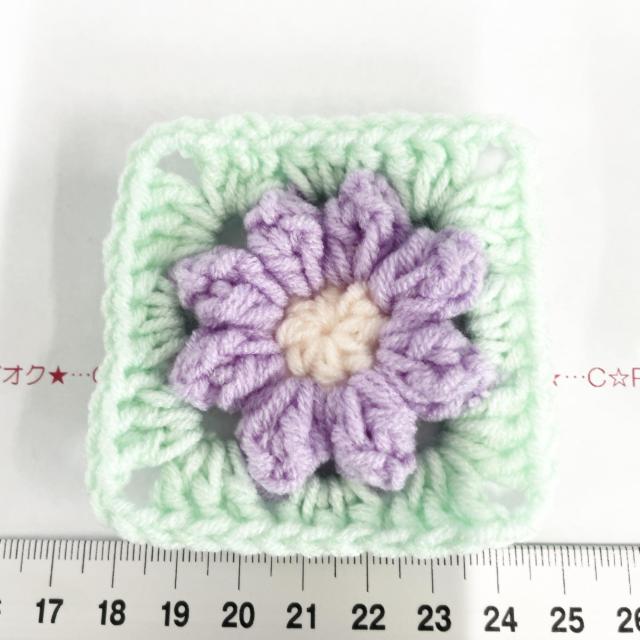 31*ハンドメイド♪ぷっくりお花グラニースクエアモチーフ 毛糸 2 < ペット/手芸/園芸 31*ハンドメイド♪ぷっくりお花グラニースクエアモチーフ 毛糸 2 < ペット/手芸/園芸の