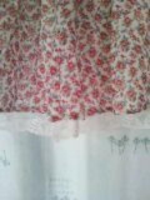 季節到来FOREVER21小花柄フレアレースミニスカート!! < 女性ファッション  季節到来FOREVER21小花柄フレアレースミニスカート!! < 女性ファッションの