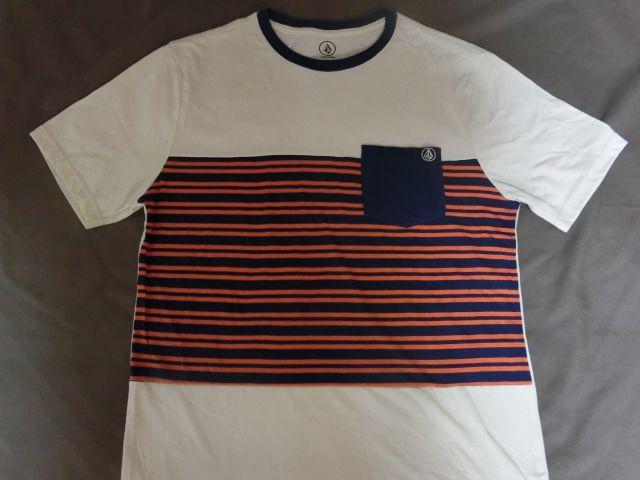 ボルコム【VOLCOM】ボーダー柄 ポケット付TシャツUS M < ブランド  ボルコム【VOLCOM】ボーダー柄 ポケット付TシャツUS M  < ブランドの