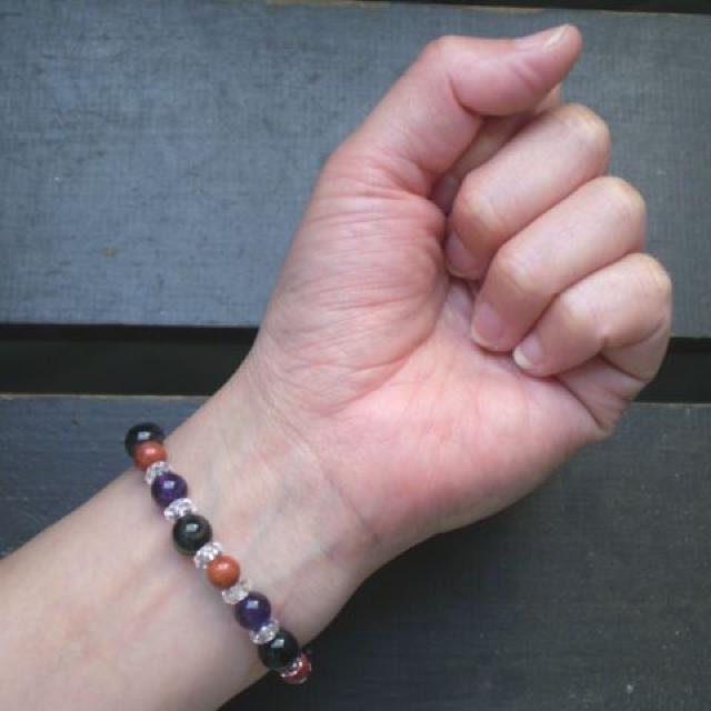 天眼石xアメジストxレッドジャスパーブレスレット < 女性アクセサリー/時計 天眼石xアメジストxレッドジャスパーブレスレット < 女性アクセサリー/時計の