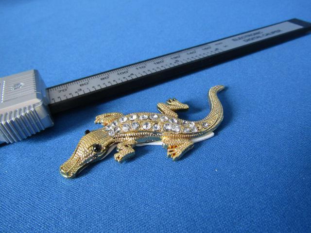 ●クロコダイル ワニ 豪華ラインストーン風 GOLD メタル製 エンブレム!● < 自動車/バイク ●クロコダイル ワニ 豪華ラインストーン風 GOLD メタル製 エンブレム!● < 自動車/バイク