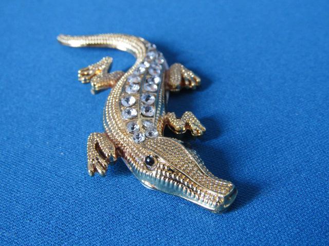 ●クロコダイル ワニ 豪華ラインストーン風 GOLD メタル製 エンブレム!● < 自動車/バイク ●クロコダイル ワニ 豪華ラインストーン風 GOLD メタル製 エンブレム!● < 自動車/バイク