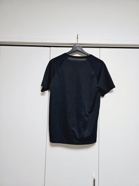 adidas  黒×白デカロゴ メッシュ 速乾 VネックTシャツ アディダス < ブランド  adidas  黒×白デカロゴ メッシュ 速乾 VネックTシャツ アディダス < ブランドの