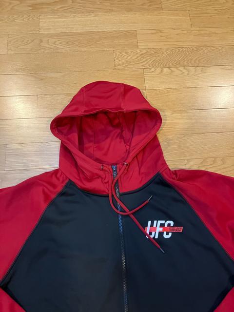 INDEPENDENT UFC 総合格闘技 大きいsize 3Xプルオーバー赤黒 < 男性ファッション  INDEPENDENT UFC 総合格闘技 大きいsize 3Xプルオーバー赤黒 < 男性ファッションの