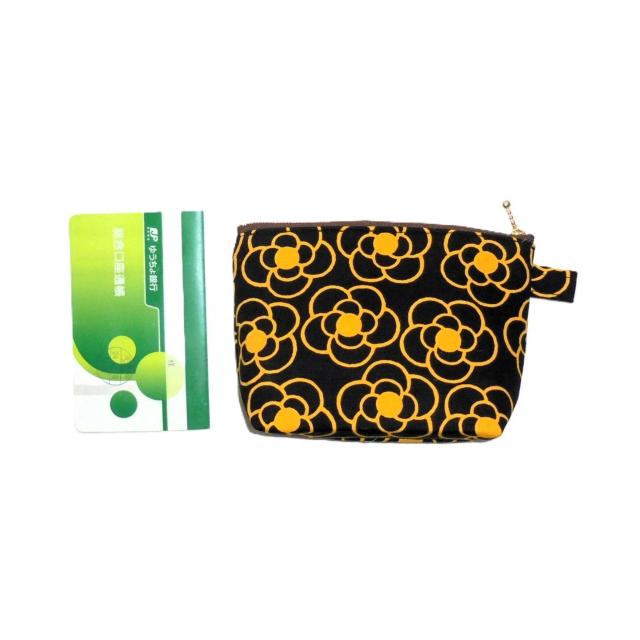 【19p幅】◆黄色カメリア×黒地◆ファスナーポーチ < 女性ファッション 【19p幅】◆黄色カメリア×黒地◆ファスナーポーチ < 女性ファッションの