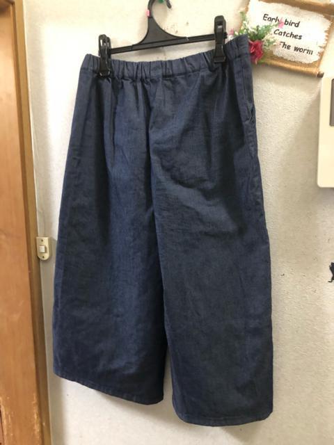 LL未使用デニムのようなブルーガウチョパンツ < 女性ファッション  LL未使用デニムのようなブルーガウチョパンツ < 女性ファッションの