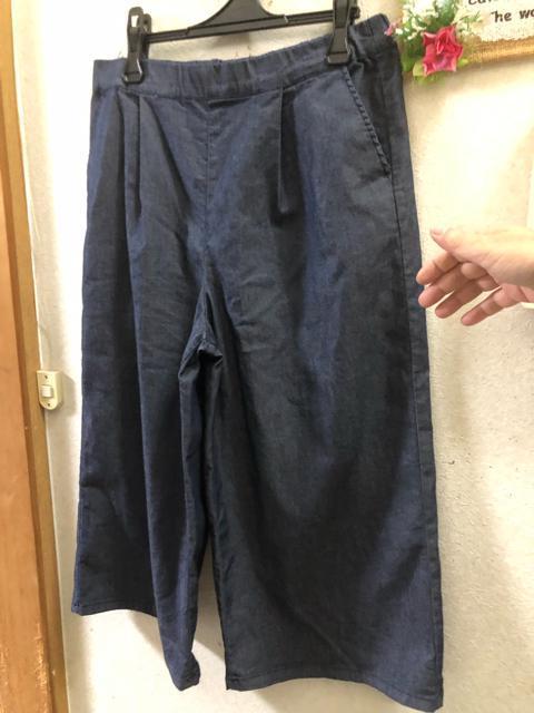 LL未使用デニムのようなブルーガウチョパンツ < 女性ファッション  LL未使用デニムのようなブルーガウチョパンツ < 女性ファッションの