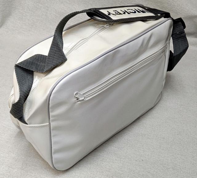 ミッキー★ショルダーバッグ★メッセンジャーバッグ★ディズニー★林間学校★通学★通勤★訳あり★Disney★新品未使用★送料無料 < 女性ファッション ミッキー★ショルダーバッグ★メッセンジャーバッグ★ディズニー★林間学校★通学★通勤★訳あり★Disney★新品未使用★送料無料 < 女性ファッションの