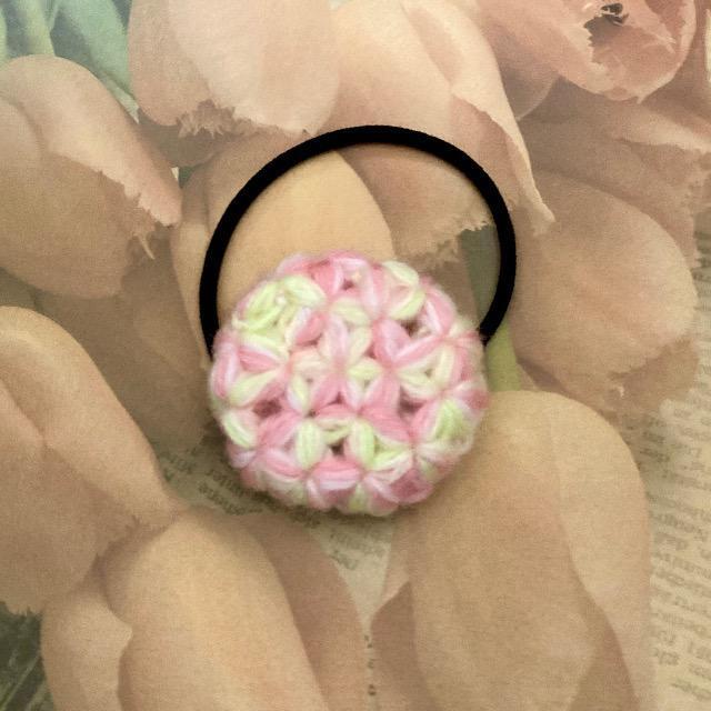 ハンドメイド♪かぎ針編み 毛糸のリフ編み(ポイントスター)ヘアゴム < 女性ファッション  ハンドメイド♪かぎ針編み 毛糸のリフ編み(ポイントスター)ヘアゴム  < 女性ファッションの